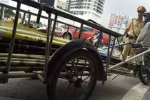 Chùm ảnh CSGT ra quân xử lý xe ba bánh, xe tự chế