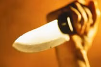 Mới ra tù, chồng đã cầm dao đâm chết vợ ở Hà Nội