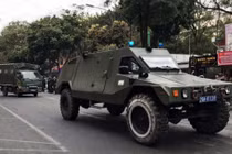Triển khai xe bọc thép bảo vệ Hội nghị thượng đỉnh Mỹ - Triều