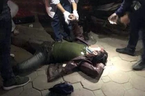 Sau va chạm giao thông, vác dao đi chém người