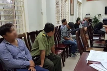 Bắt quả tang bảo vệ VFF phe vé trận Việt Nam-Philippines