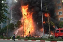 Truy tố 3 bị can vụ cháy quán karaoke làm 13 người chết