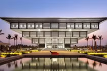 Chặn bàn tay đạii gia thâu tóm đất vàng giá rẻ