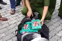 Bí ẩn 100 bánh cocaine trong container phế liệu ở cảng Cái Mép