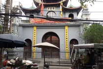 Công an vào cuộc nghi vấn bạo hành trẻ em ở chùa Sùng Quang