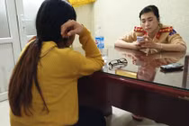 Cãi nhau với chồng, sản phụ lên cầu Long Biên định tự tử