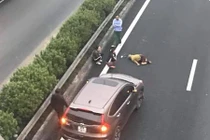Người đàn ông bị đâm chết khi đi bộ qua cao tốc Pháp Vân