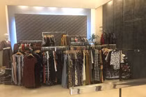 Lùm xùm nhập hàng Trung Quốc rồi cắt mác: Hơn 9.000 sản phẩm SEVEN.am bị tạm giữ