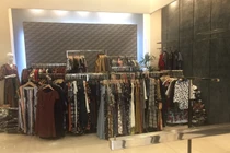 Lùm xùm nhập hàng Trung Quốc rồi cắt mác: Hơn 9.000 sản phẩm SEVEN.am bị tạm giữ