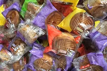 Truy tìm bánh trung thu Trung Quốc siêu rẻ 2000 đồng