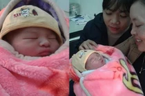 Bé trai sơ sinh còn nguyên dây rốn bị bỏ rơi trước cửa nhà