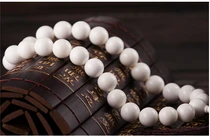 Không nên tin vào bói toán