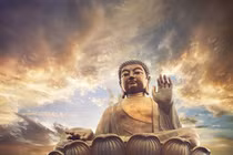 Yêu thương ai là phải làm cho người ta bớt khổ