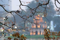 Chuyên gia kiến trúc: Phá bỏ "Hàm cá mập", trả lại vẻ đẹp lung linh cho Hồ Gươm