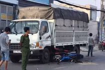 Người đàn ông gãy 8 xương sườn, dập gan vì bị 2 tên cướp giật điện thoại