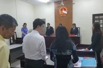 Hoãn phiên tòa tranh chấp bản quyền giữa Đàm Vĩnh Hưng và nhạc sĩ Trường Nhân