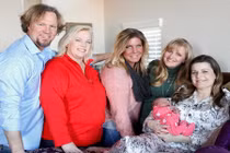 Chuyện lạ hôm nay: 4 bà chung chồng vẫn "giành" thêm vợ cho chồng...