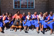 Đến nơi băng vệ sinh đắt bằng cả ngày lương, đến kỳ là ác mộng