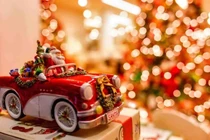 Tục đón Giáng sinh quái đản và kỳ cục nhất trên thế giới