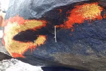 Kỳ lạ người rủ nhau đi xem... đá "nở hoa" ở Quảng Nam