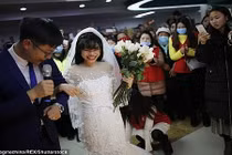 Chuyện lạ hôm nay: Đám cưới không có chú rể... nhưng hạnh phúc diệu kỳ