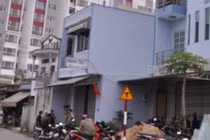 Hai nam thanh niên thuê trọ, một người bị đâm chết