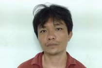 “Tướng cướp quý tộc” sa lưới vì... 2 quyển sách