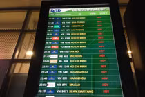 Đà Nẵng: Sân bay ngưng hoạt động, đường phố vắng tanh