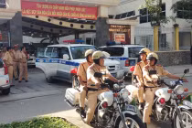 Cưỡng chế người phạm luật giao thông... nộp phạt