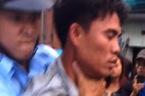 Trật tự đô thị đánh ngất xỉu người dân