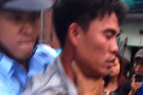 Trật tự đô thị đánh ngất xỉu người dân