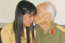 Thư xúc động của Tướng Giáp gửi bà mẹ Việt “nhiều con“