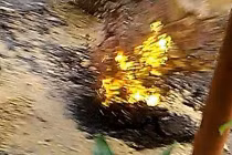 Mặt đường TP HCM phun lửa: Do "ông Điện" gây họa!