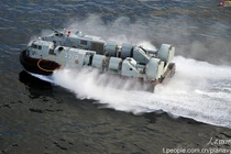 Bí ẩn Trung Quốc chế tạo thêm tàu đổ bộ Type 726A