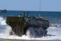 Nhận diện xe lội nước mới của Lính thủy đánh bộ Mỹ