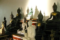 Thờ Phật Thích Ca