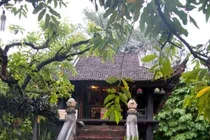 Chùa Một Cột chống dột tới đâu?