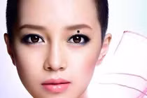 Những nốt ruồi đại phú đại quý kỵ tẩy xóa