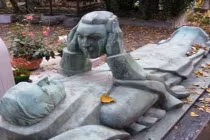 10 lăng mộ khác thường nhất thế giới