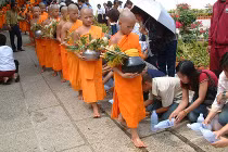 Bệnh béo phì và sự thịnh suy của đạo Phật