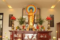 Tiền Phật hậu linh