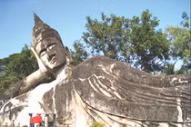 Vườn tượng Phật kì lạ ở Viêng Chăn