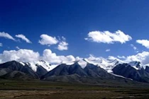 “Cửa địa ngục” chết chóc trên núi Côn Luân