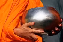 Bí ẩn tài sản thiêng liêng của người xuất gia 