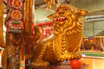 Bí mật ngôi chùa “biến đất sét thành tượng đồng” 