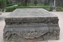 Bí ẩn sập rồng có đôi tay phụ nữ độc nhất trời Nam 