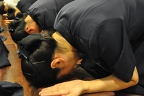 Lạy Phật cách nào đúng?