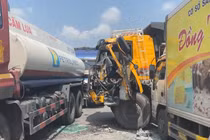 Quảng Nam: Hiện trường vụ xe tải va chạm liên hoàn trên quốc lộ 1A 