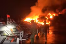  Hội An: 5 cano, 3 tàu du lịch bị cháy trong đêm 