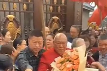 Cảm động đám cưới cụ ông 86 kết hôn với mối tình đầu 81